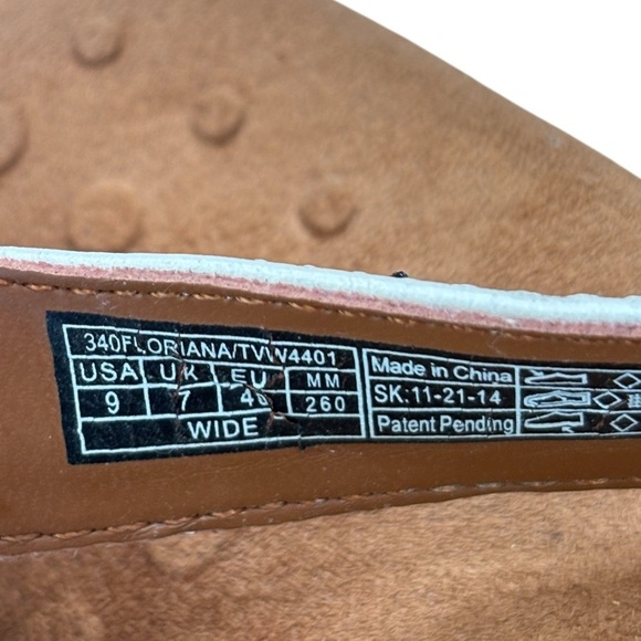 Vionic Orthaheel Floriana Thong Sandals Size 9 WIDE White Leather Embellished - Picture 11 of 16